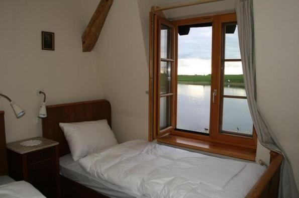 Hotel Karczma Stary Mlyn Upalty Zimmer foto