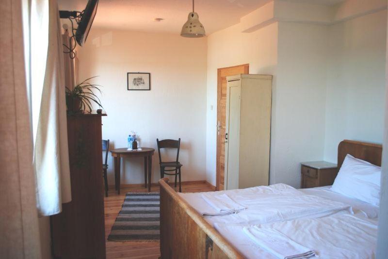 Hotel Karczma Stary Mlyn Upalty Zimmer foto